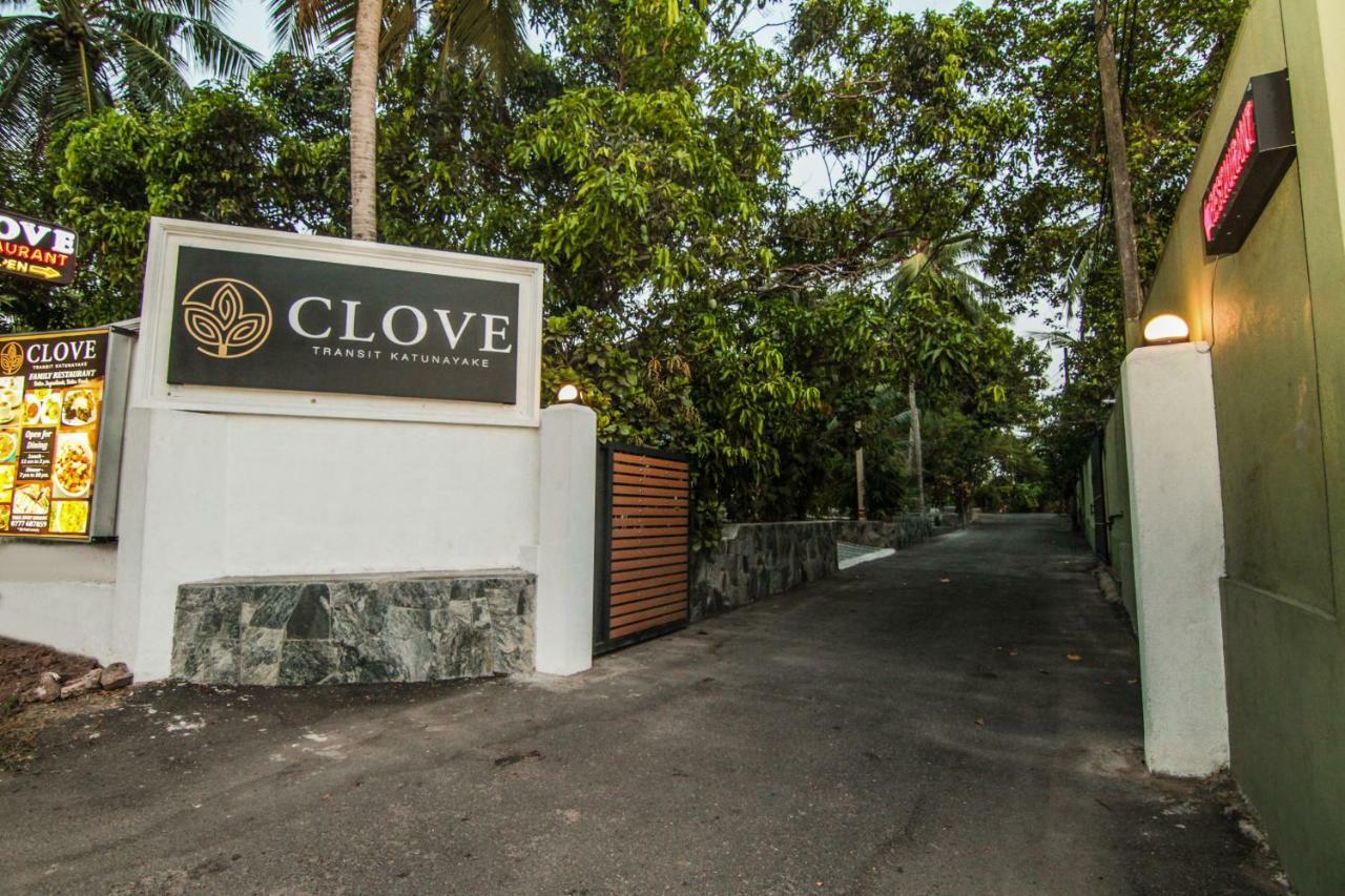 Clove Transit Hotel Kotugoda Exterior foto